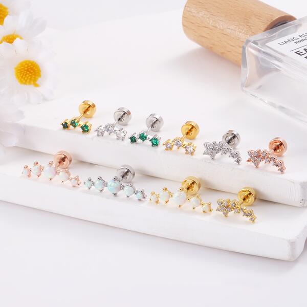 Stainless Steel Lip Studs With Heart-shaped Zircon Earrings