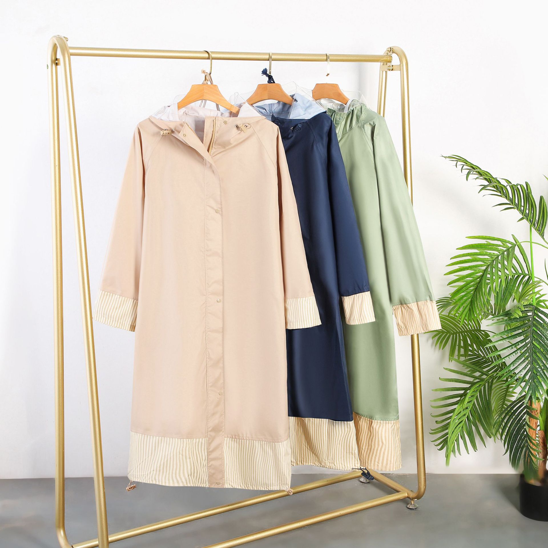 Stylish Long Breathable Rain Jacket For Outdoor Hiking